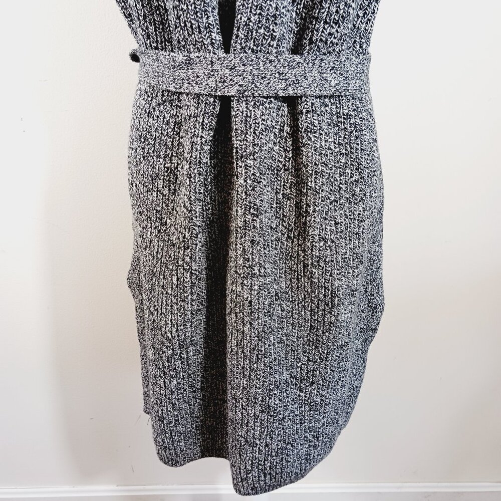 Joan Rivers, Black & White Marled Knit Sleeveles Cardigan Sweater Duster, Sz LRG - Picture 10 of 15